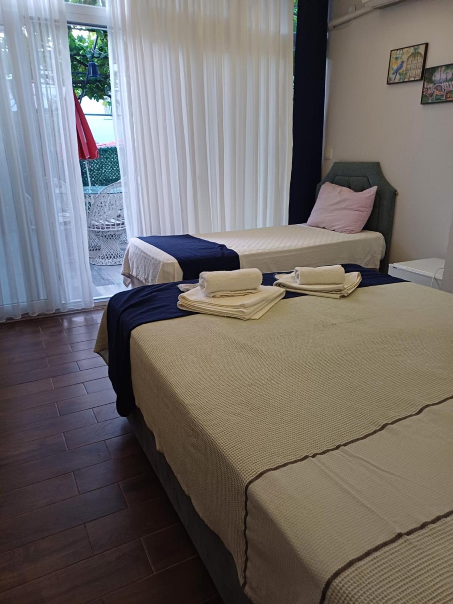 Balim Sultany Bed & Breakfast Cesme Bagian luar foto